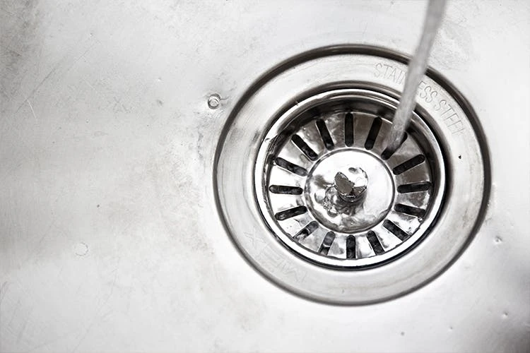 BiOHY Rohrreiniger (10l Kanister) | EXTRA STARK | Flüssiger, Hochkonzentrierter Abflussreiniger | Geruchsneutral | Für Alle Verstopfungen 8 BiOHY Rohrreiniger (10l Kanister) | EXTRA STARK | Flüssiger, Hochkonzentrierter Abflussreiniger | Geruchsneutral | Für Alle Verstopfungen – Bild 6